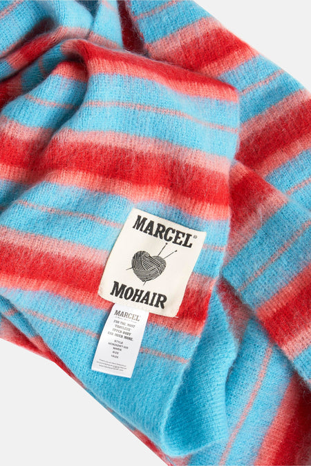 Multicolor wintersjaal van Le Fabuleux Marcel de Bruxelles, met een gestreept patroon en een zachte mohair textuur.
