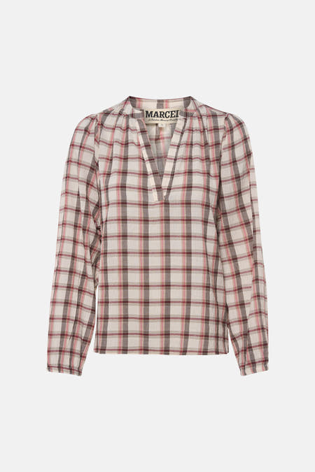 Multicolor blouse met lange mouwen van Le Fabuleux Marcel de Bruxelles met ruitjespatroon in beige, roze en bordeauxrood en een V-hals.