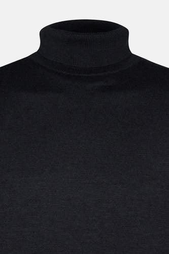 Gilet noir de Petrol Industries®, avec une texture fine et côtelée et un col montant confortable.