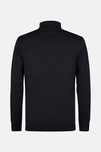 Pull noir avec col montant de Petrol Industries, tricoté en laine et à longues manches.