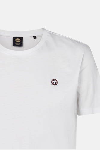 T-shirt blanc de Petrol Industries®, avec un petit logo sur la poitrine.