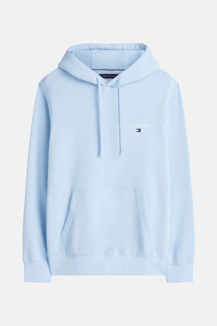 Blauw sweatshirt met kap van Tommy Hilfiger, met trekkoord en een kangoeroezak aan de voorkant.
