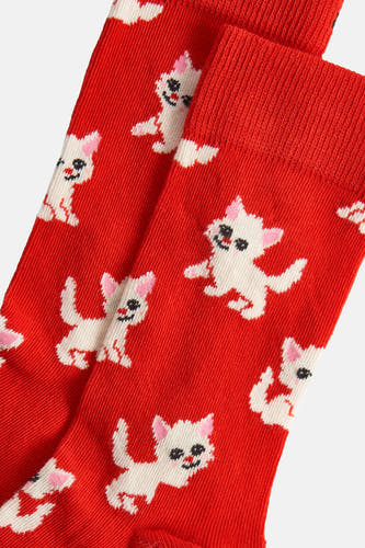 Rode sokken van Happy Socks® met een speels patroon van witte katten en roze details.
