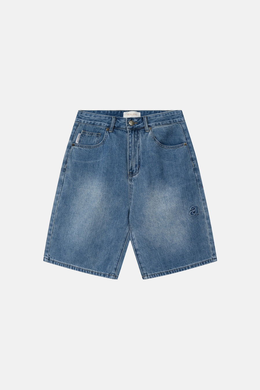 Lichtblauwe denim jeansshorts van ANOTHER COTTON LAB met gewassen look en borduursel op been, front view