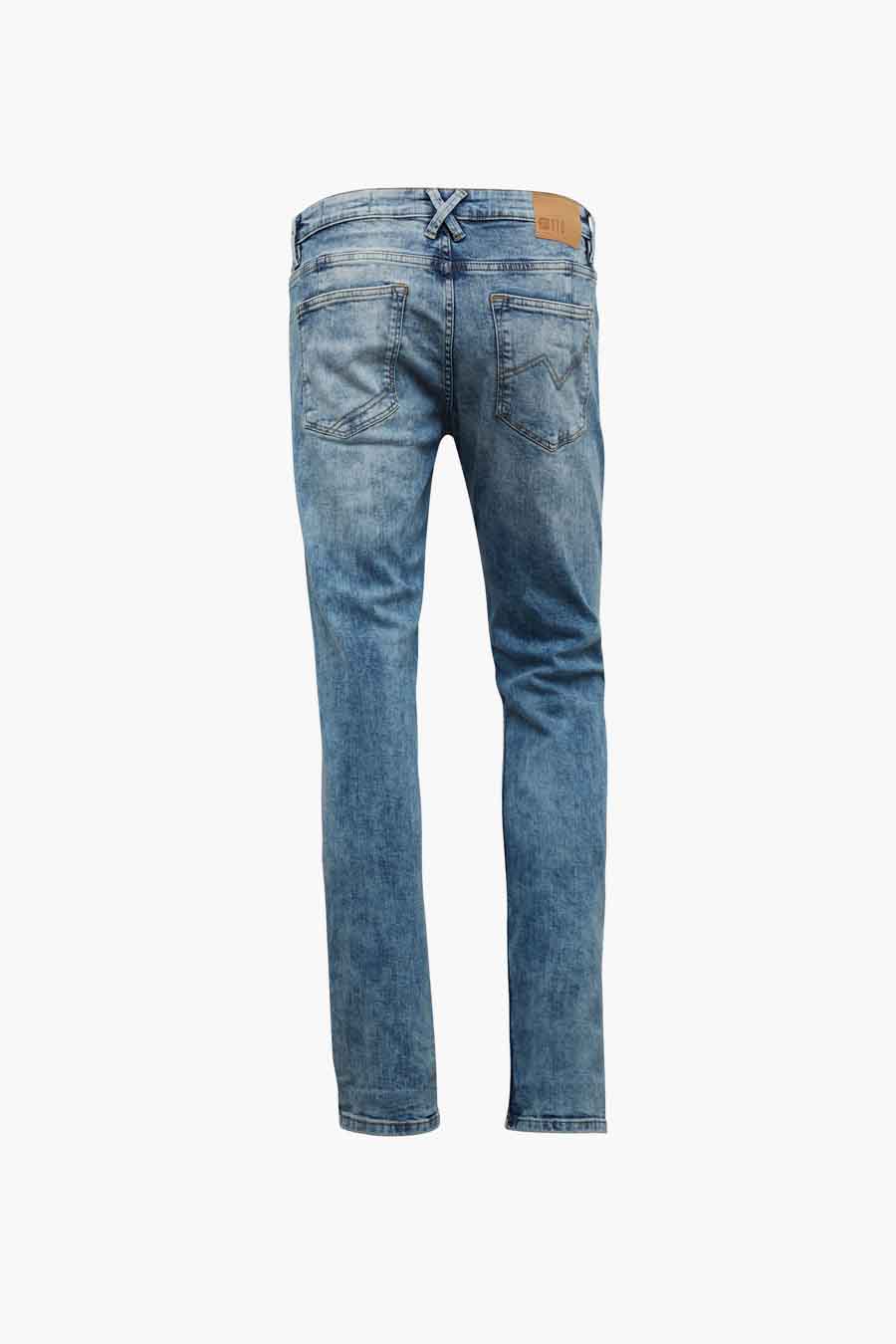 Jean slim en denim de TOM TAILOR, avec un délavage clair et des poches classiques à l'arrière.