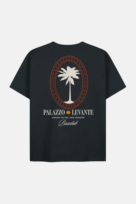 Zwart korte mouwen T-shirt van BASELAB met palmboomprint in ovaal frame en tekst "Palazzo Levante" op de rug, achterkant weergave