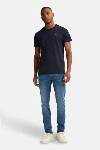 Jean slim fit bleu clair de Petrol Industries, avec un petit poche avec détail logo en métal.