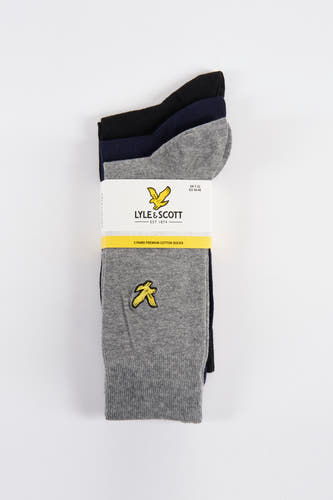Grijze sokken van LYLE & SCOTT, verpakt per drie paar met een geborduurd logo.