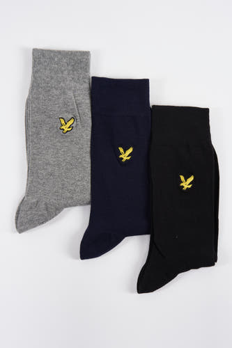 Grijs, marineblauw en zwarte sokken van Lyle & Scott, met geborduurde gouden adelaar.