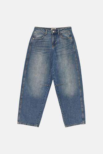 Jeans coupe spéciale en denim bleu moyen de TALLY WEIJL, avec détails aux genoux.