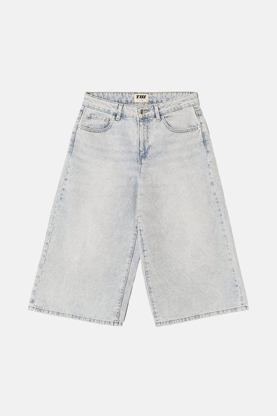 Korte lichtblauwe denim broek van TALLY WEIJL, met wijde pijpen en zakken aan de voorkant.