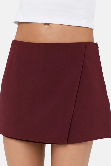 Formal short - rood