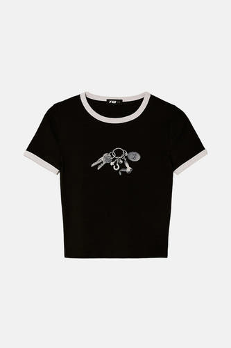 Zwart T-shirt met korte mouwen van TALLY WEIJL, met witte randen en een sleutelprint.
