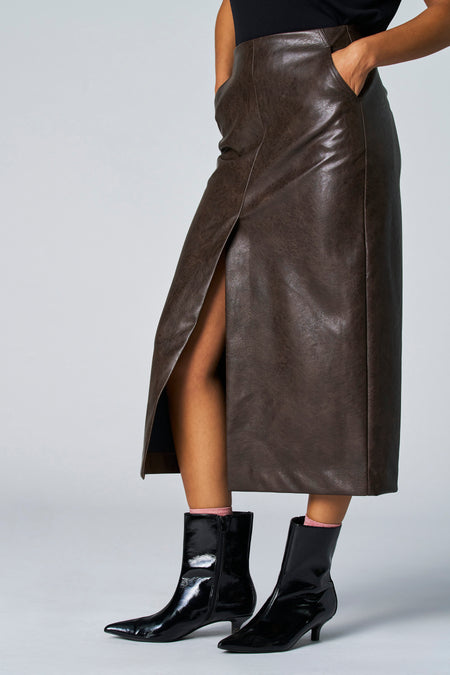 Rok - bruin