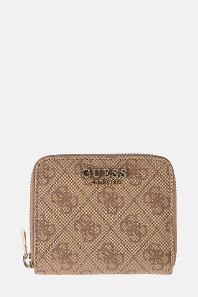 Portefeuille brun de Guess, avec fermeture à glissière et intérieur beige, ouvert sur un fond blanc.