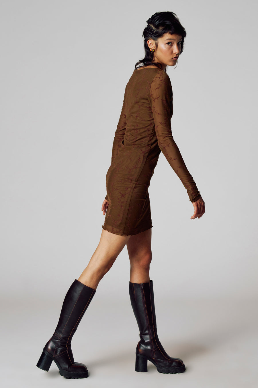 Kleedje met lange mouwen - bruin - Unwind