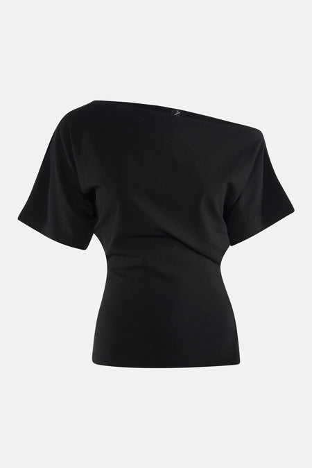 T-shirt noir d'Unwind, gros plan sur le tissu avec une fine structure côtelée et de légers plis.