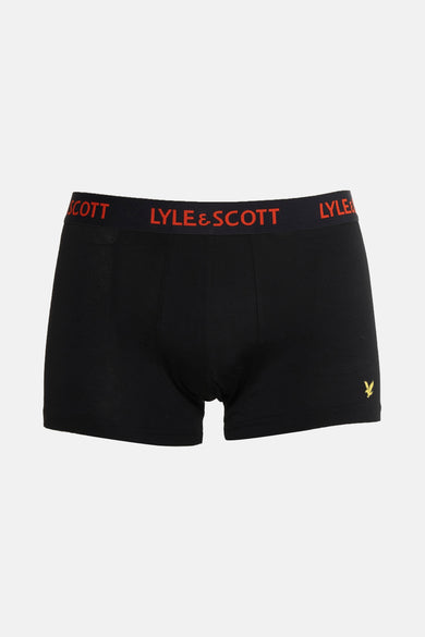 Zwarte boxershort van Lyle & Scott met rode logoband en een geel logo op de pijp.
