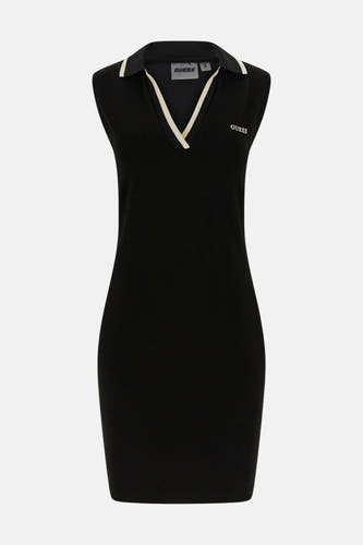 Robe noire à manches courtes de Guess, avec des accents blancs au col et au col en V.