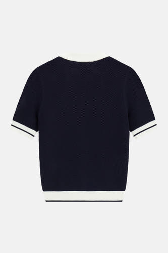 Donkerblauwe polo van Guess® met witte kraag, mouwbanden en zoom, meshtextuur, achterzijde weergegeven