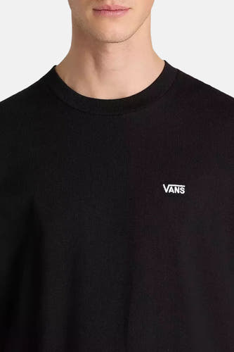 Zwart T-shirt met korte mouwen van Vans, met klein merklogo op de borst.
