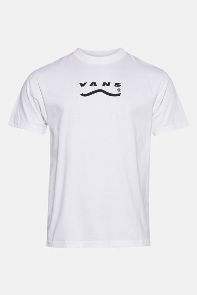 Wit T-shirt met korte mouwen van VANS, met zwart logo en golfmotief op de voorkant.