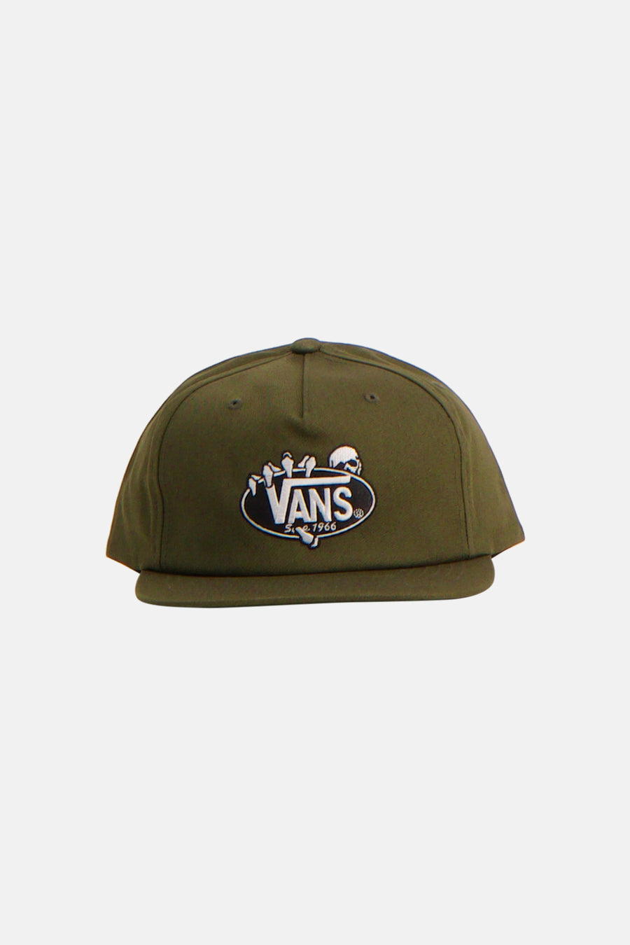 Groene pet van VANS met een zwart-wit logo van botten, een schedel en de tekst "Since 1966".