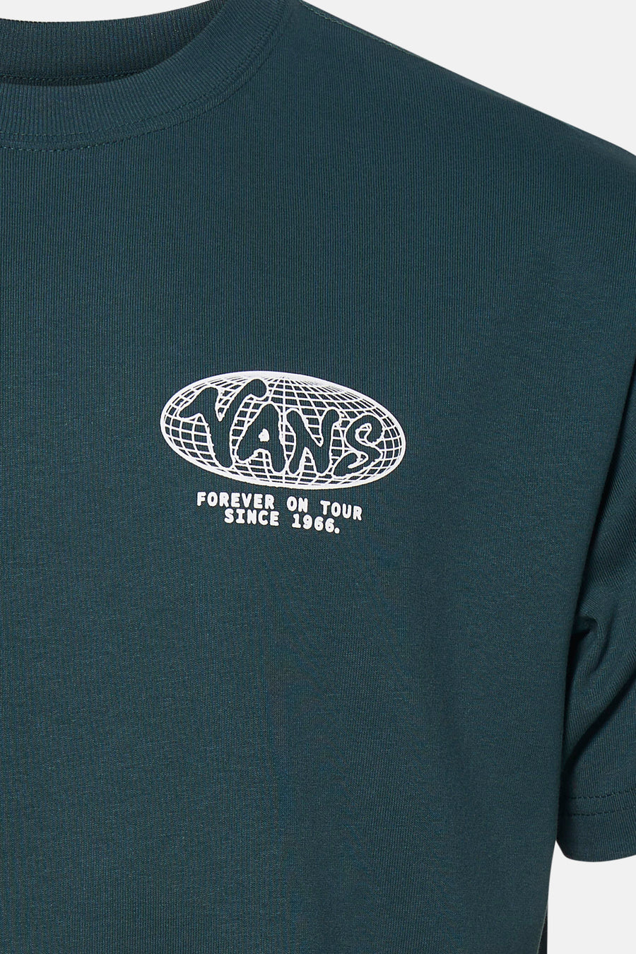 Groen T-shirt van VANS “OFF THE WALL” met witte print van het logo op de borst.