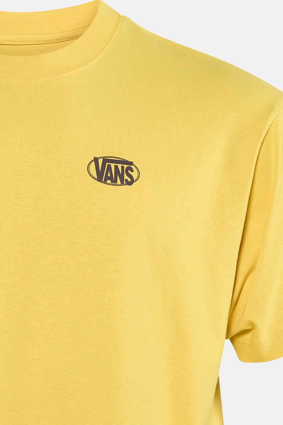 Geel T-shirt van Vans, met een klein logo op de borst en korte mouwen.
