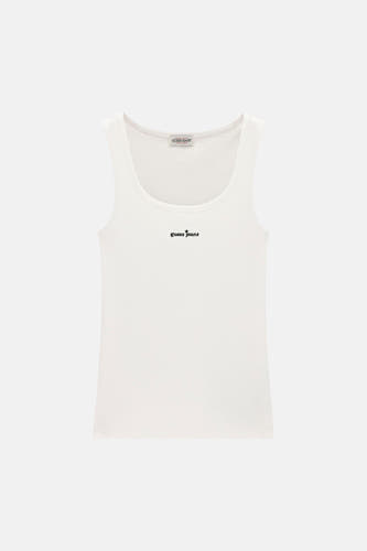 Witte ribbel tanktop van Guess® met klein logo op borst, front view
