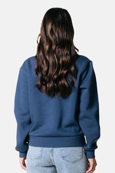 Blauwe sweater van COLOURFUL REBEL, met lange mouwen en een ronde hals, gezien van achteren.