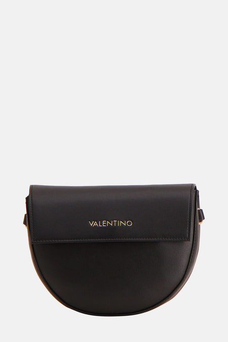 Sac à dos noir de VALENTINO BAGS, avec une forme de demi-lune et des lettres dorées.