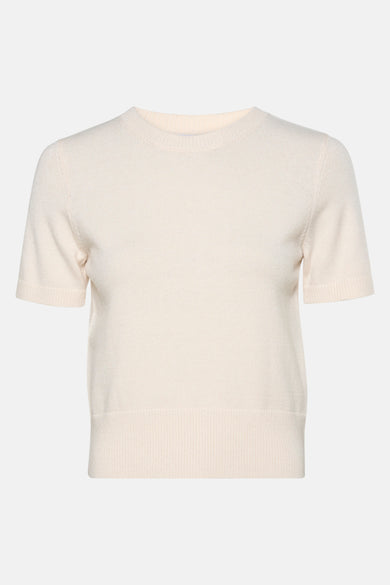 T-shirt écru avec col rond de HAILYS, à manches courtes et en fine texture côtelée.