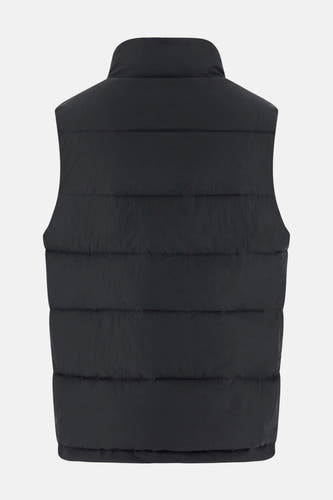 Zwarte bodywarmer van Guess, achterkant weergegeven met een gladde textuur en opstaande kraag.
